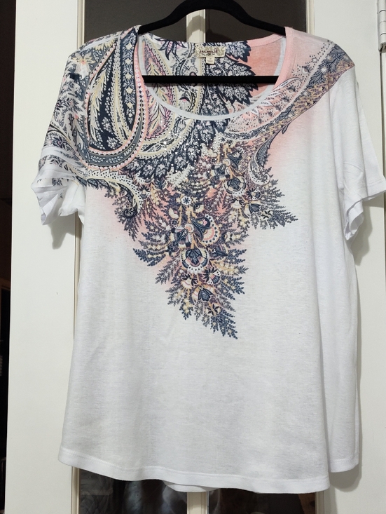 ONE WORLD Tops - ONE WORLD White Tee with Navy and Blush Paisley V-Panel, 1X